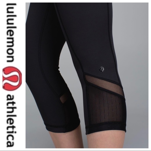 💕SALE💕 Lululemon Black Just Breathe Crops - Picture 7 of 15